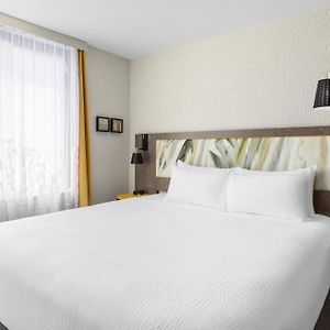 Estudio Mini con Cama King